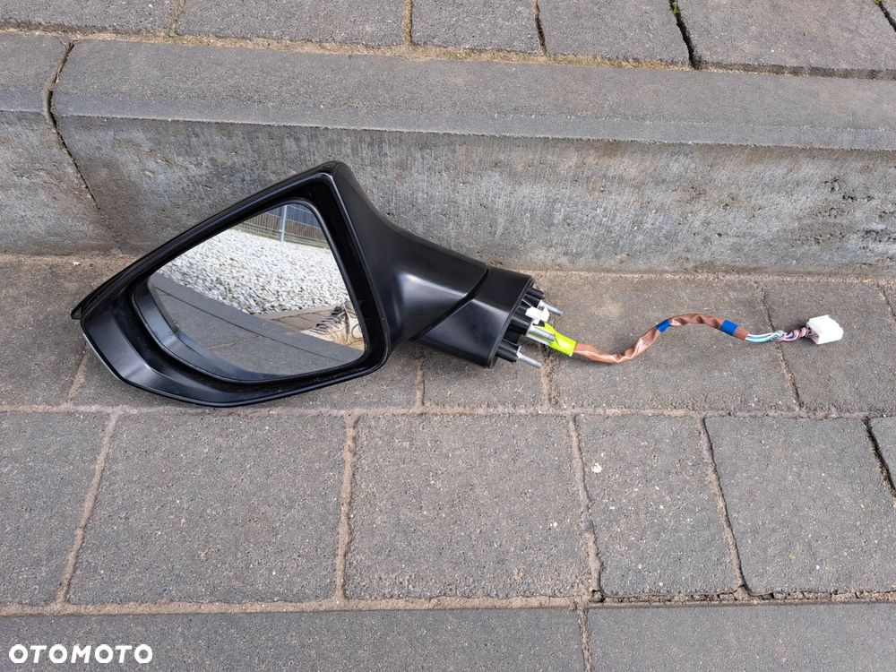 Elektryczne lusterko lewe Element plastikowy Lexus UX E13049704 9 pin - 1