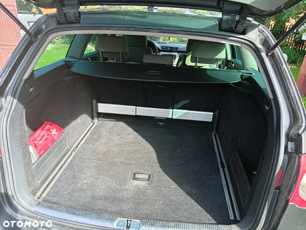 Volkswagen Passat 2.0 TDI DPF Comfortline DSG - 4