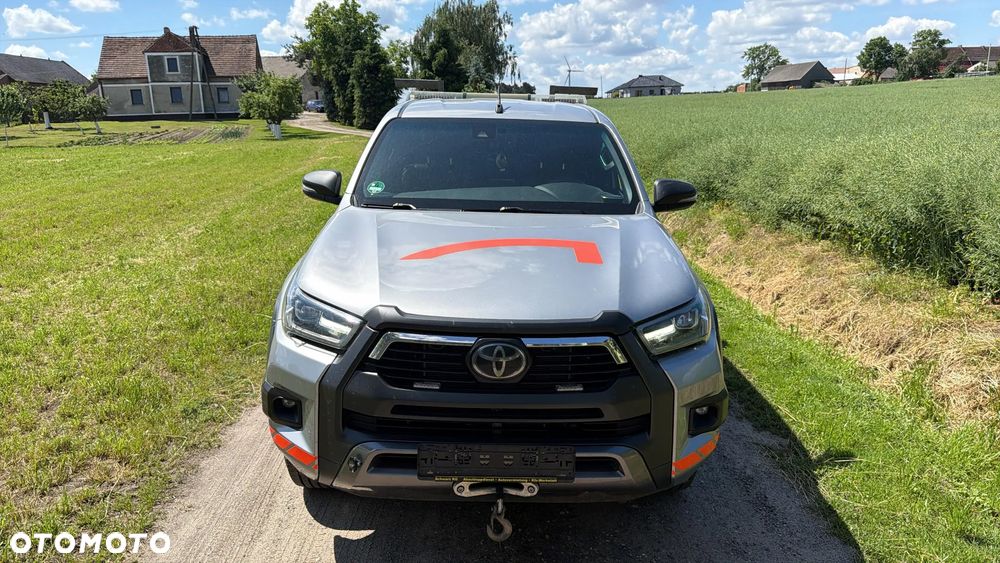 Toyota Hilux - 4