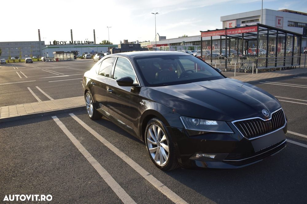 Skoda Superb 2.0 TSI DSG 4X4 Laurin & Klement - 3