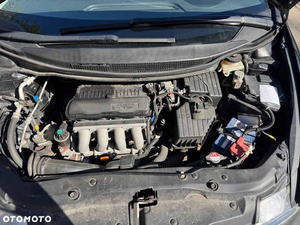 Honda Civic 1.4 i-VTEC Sport - 21