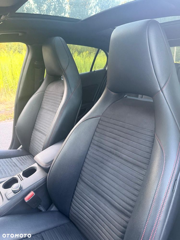 Mercedes-Benz GLA 250 4-Matic - 11