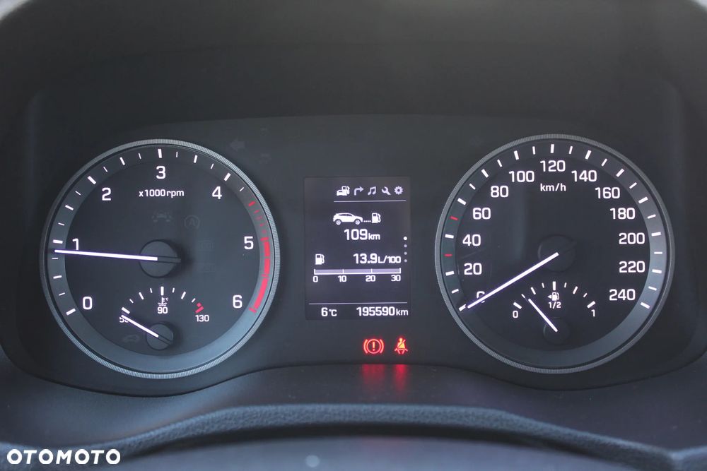 Hyundai Tucson 1.7 CRDI BlueDrive Comfort 2WD - 15