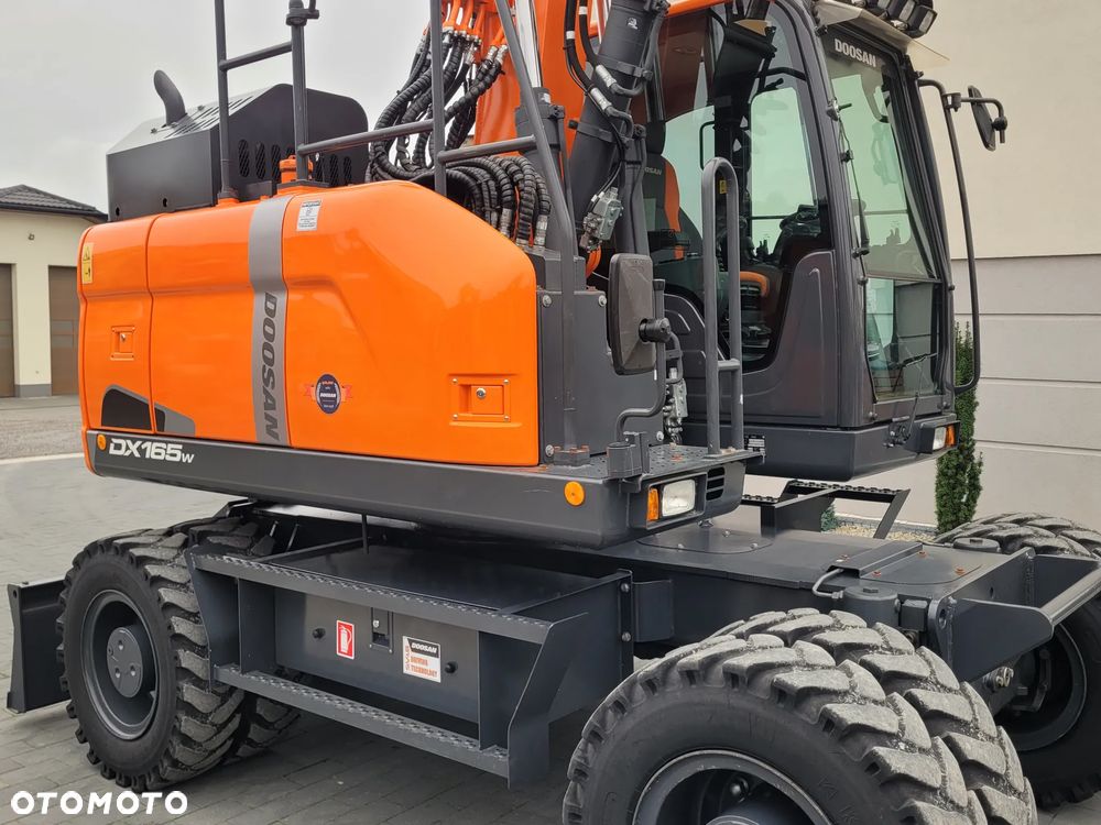 Doosan DX-165W / ROTOTILT ze szczypcami / compact / - 12