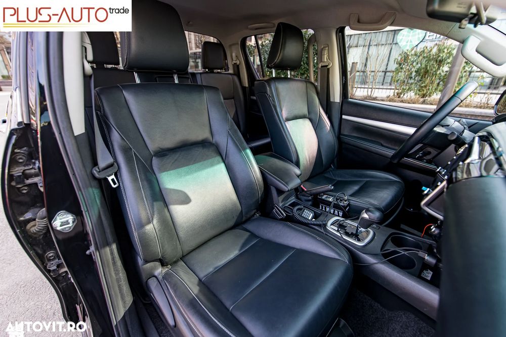 Toyota Hilux 2.8D 204CP 4x4 Double Cab AT Executive - 27