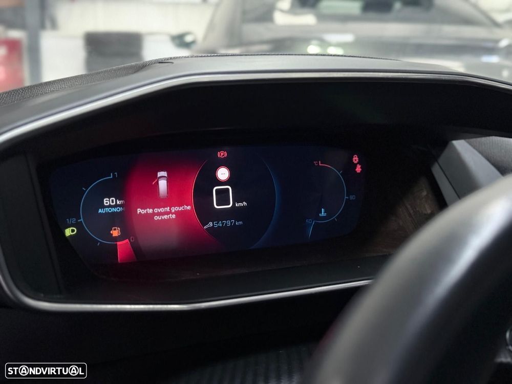 Peugeot 2008 1.2 PureTech Allure - 15