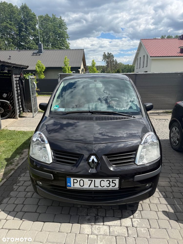 Renault Modus - 1