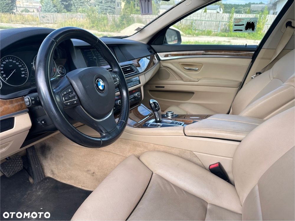 BMW Seria 5 528i - 18