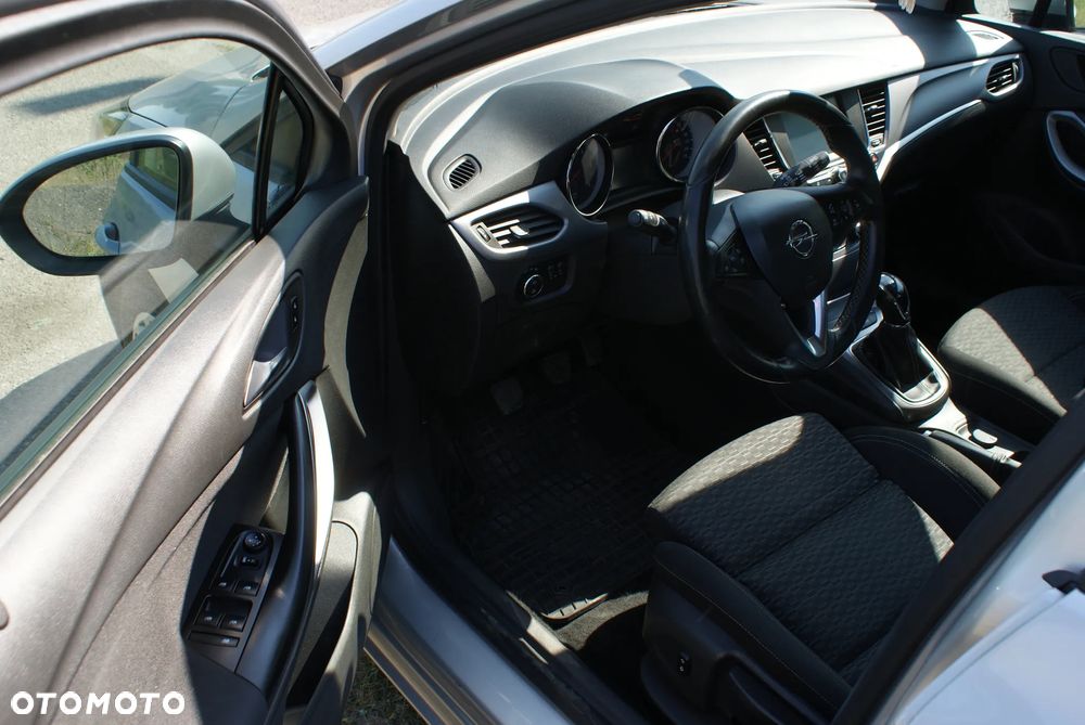 Opel Astra 1.6 CDTI Enjoy - 8