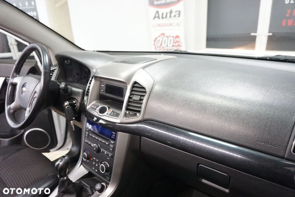 Chevrolet Captiva 2.2 d LS+ - 21