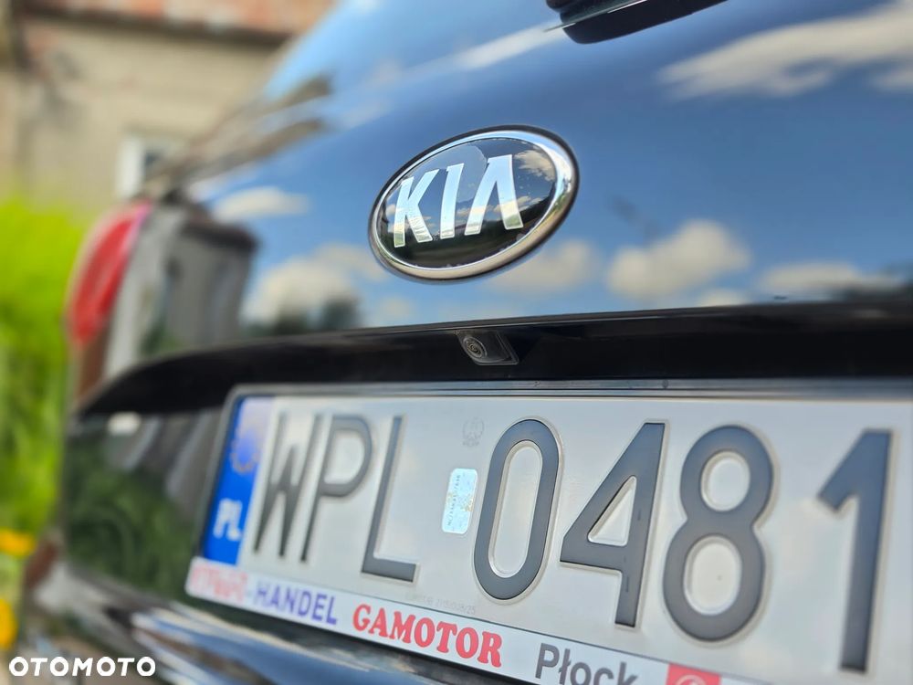 Kia Ceed - 16