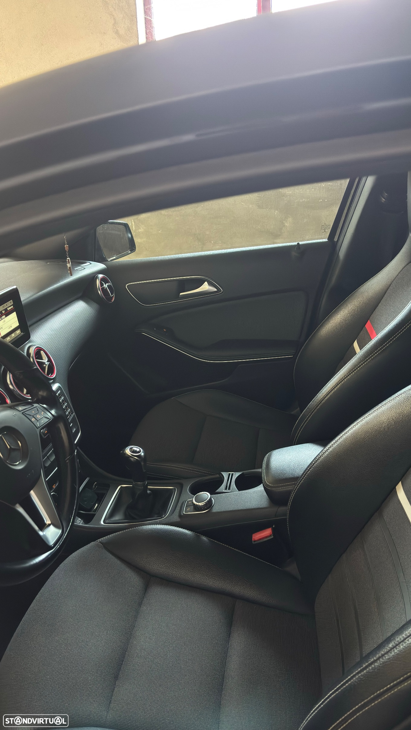 Mercedes-Benz A 180 CDI (BlueEFFICIENCY) Urban - 18