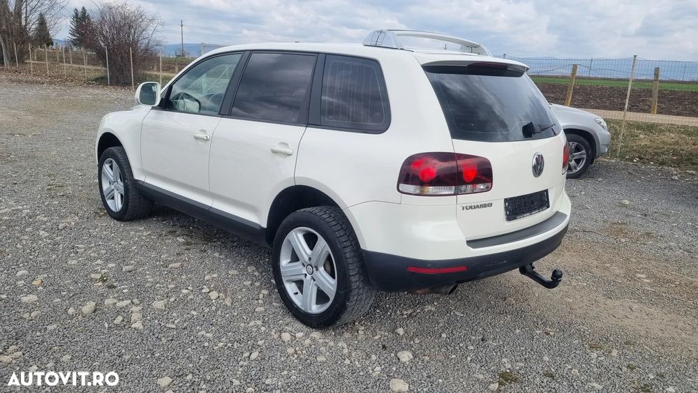 Volkswagen Touareg 2.5 R5 TDI DPF Aut. Individual - 4