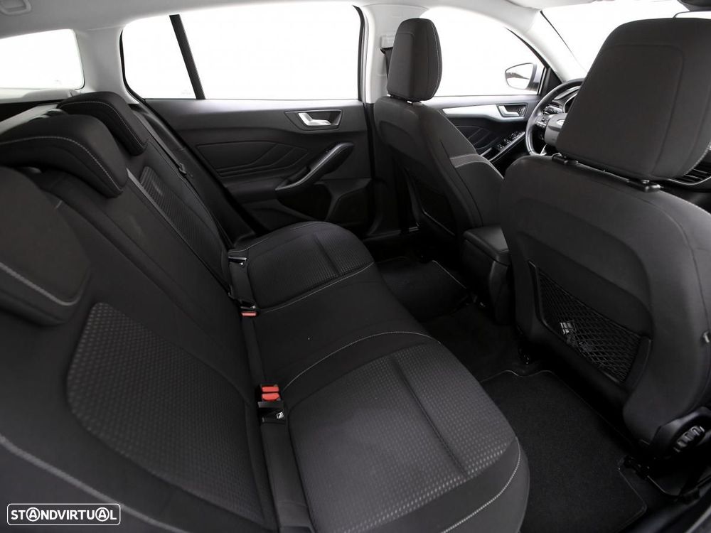 Ford Focus SW 1.5 TDCi EcoBlue Business - 12