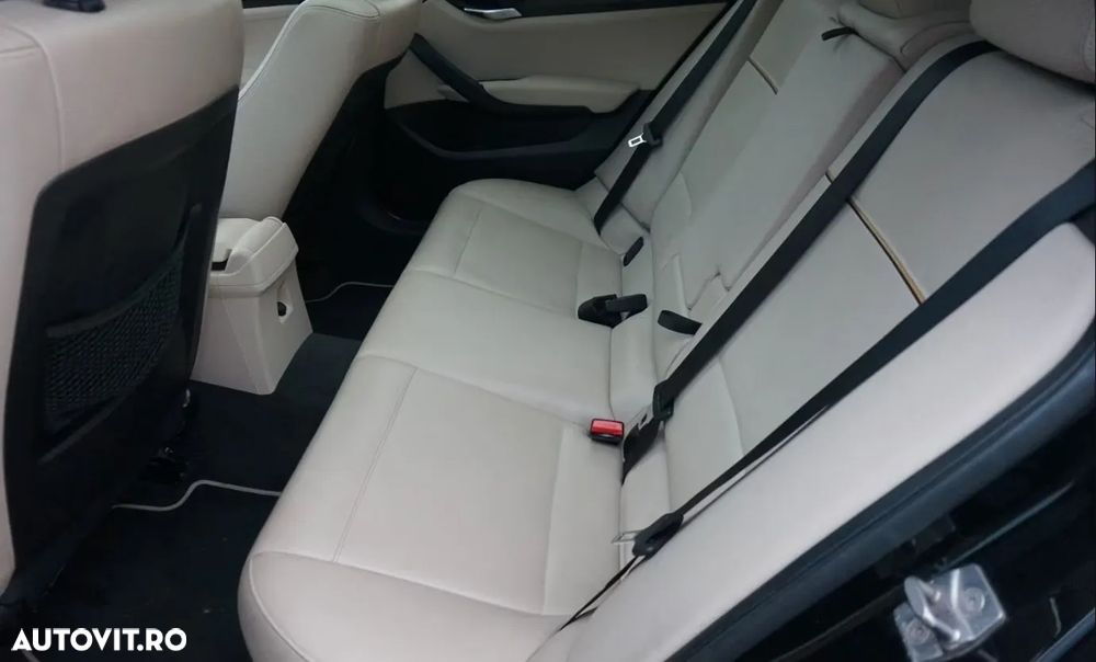 BMW X1 xDrive20d Aut. Sport Line - 8