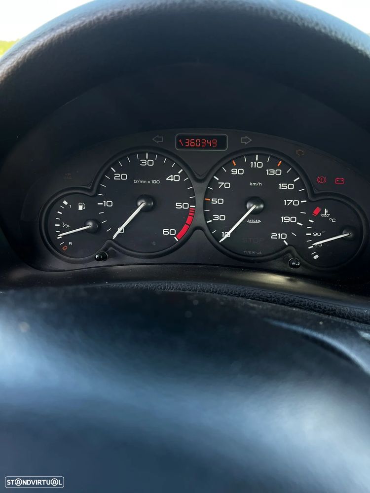 Peugeot 206 - 8