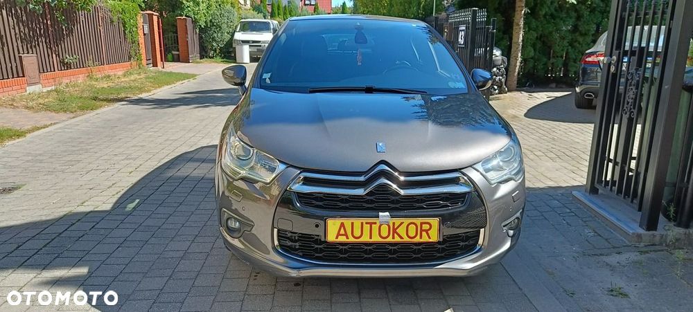 DS Automobiles DS 4 2015