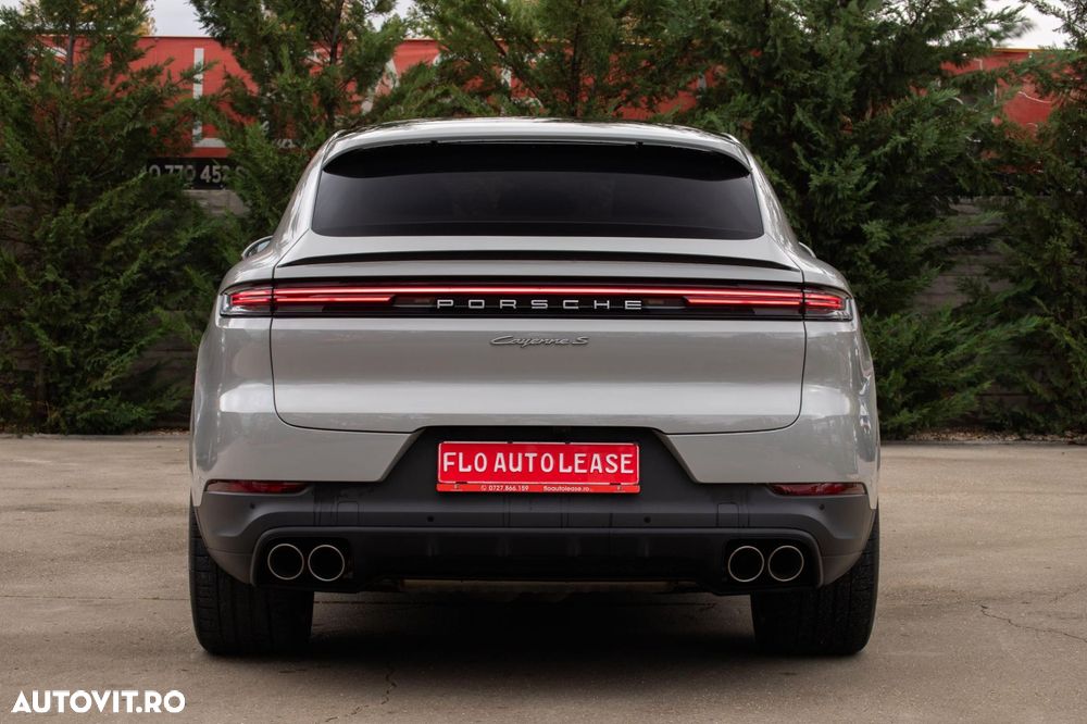 Porsche Cayenne Coupe - 6