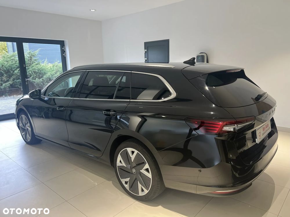 Skoda Superb 2.0 TDI SCR 4x4 L&K DSG - 6