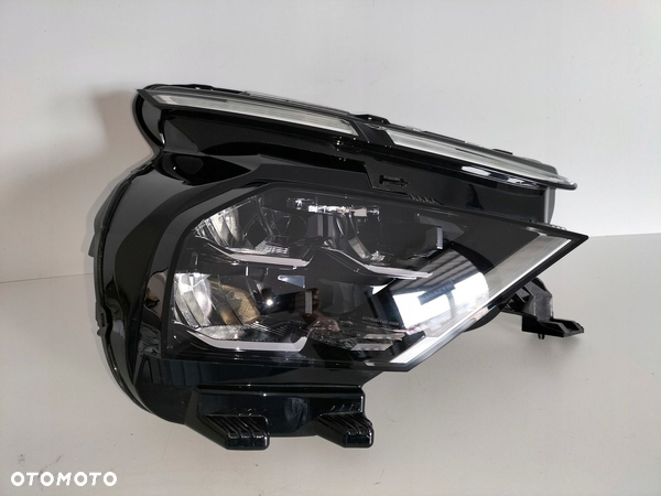 Lampa przednia reflektor prawa CITROEN C4 III 20- FULL LED VISION