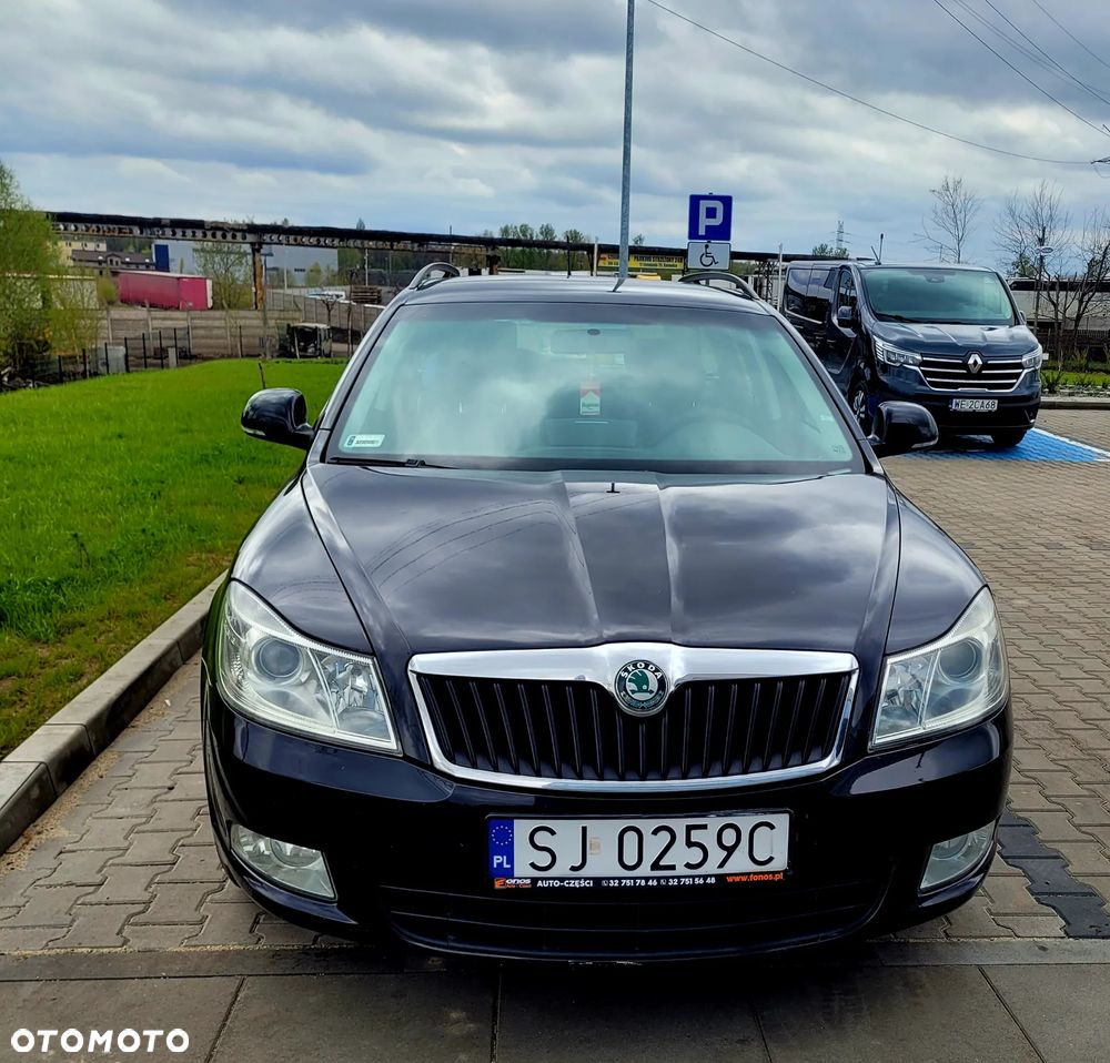 Skoda Octavia 2.0 TDI DPF Elegance - 3