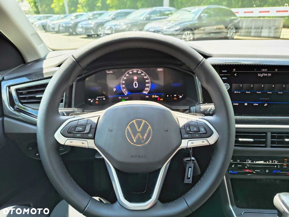 Volkswagen Polo - 16