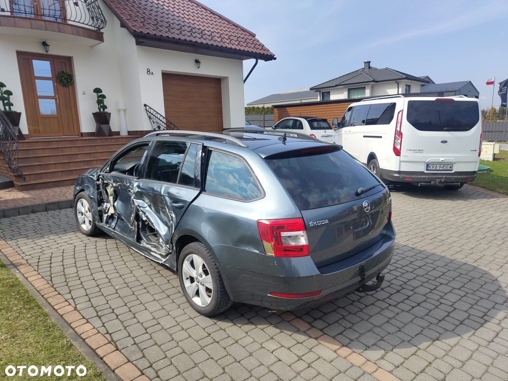 Skoda Octavia 1.5 TSI ACT DSG Soleil - 25