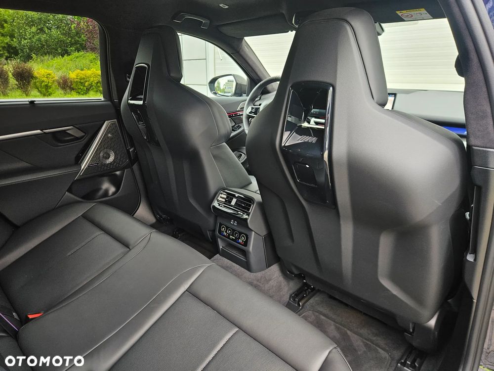 BMW Seria 5 540d xDrive mHEV M Sport - 37