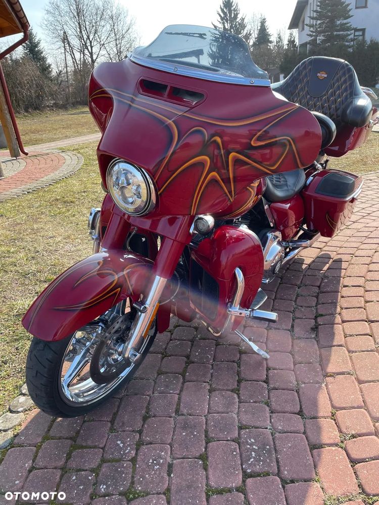 Harley-Davidson CVO Street Glide - 3