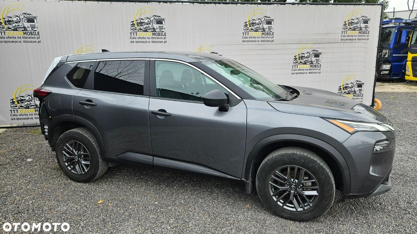 Nissan Rogue - 12