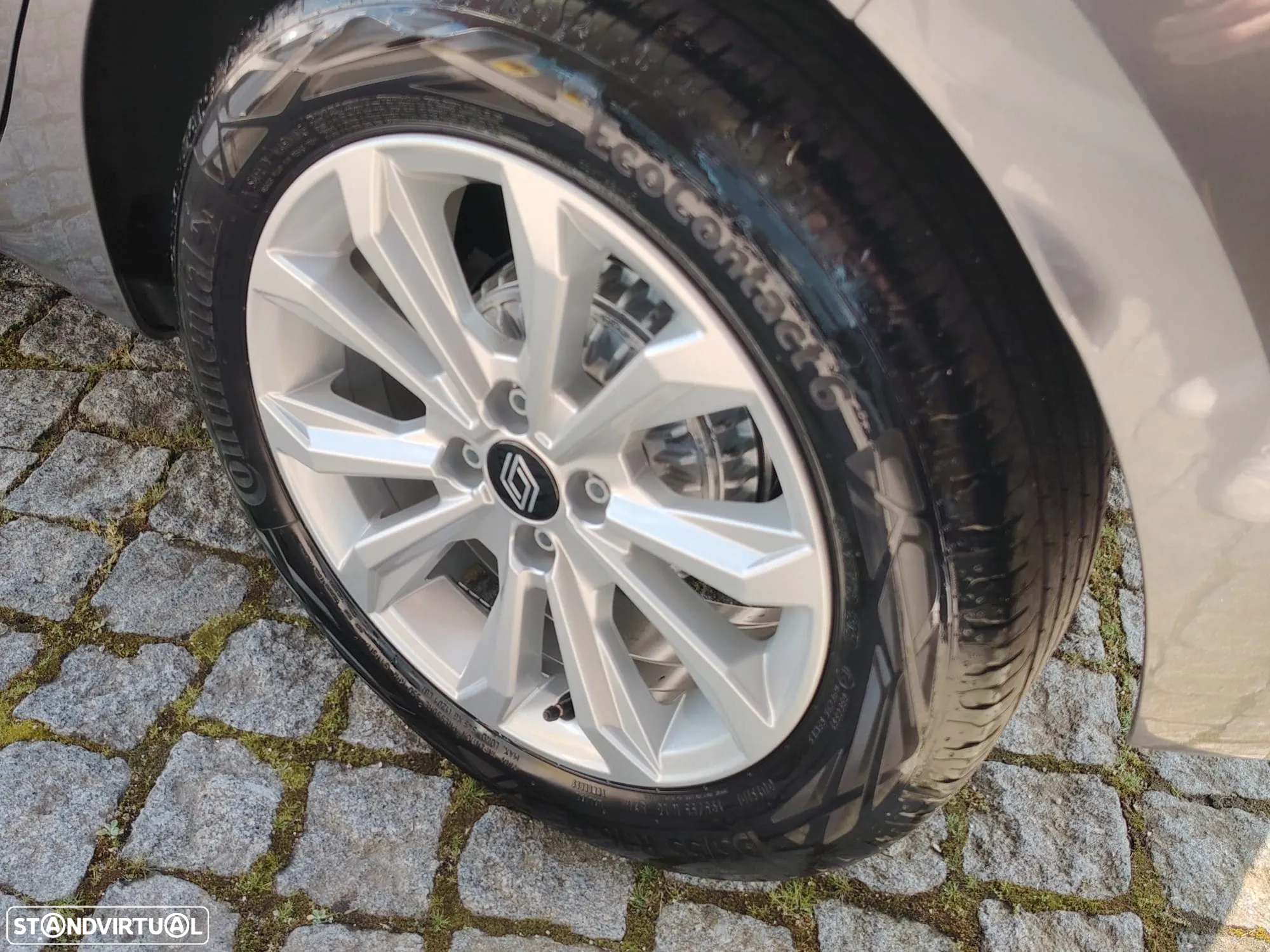 Renault Clio 1.0 TCe Intens Bi-Fuel - 24