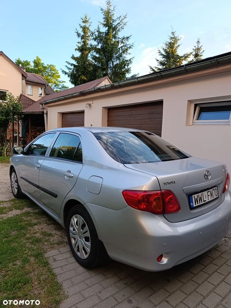 Toyota Corolla 1.6 VVT-i Luna - 6