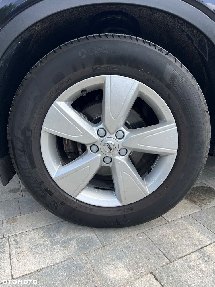 Volvo XC 40 T3 Geartronic Momentum Pro - 8