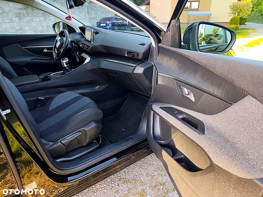 Peugeot 3008 PureTech 130 Stop & Start GPF Active - 24