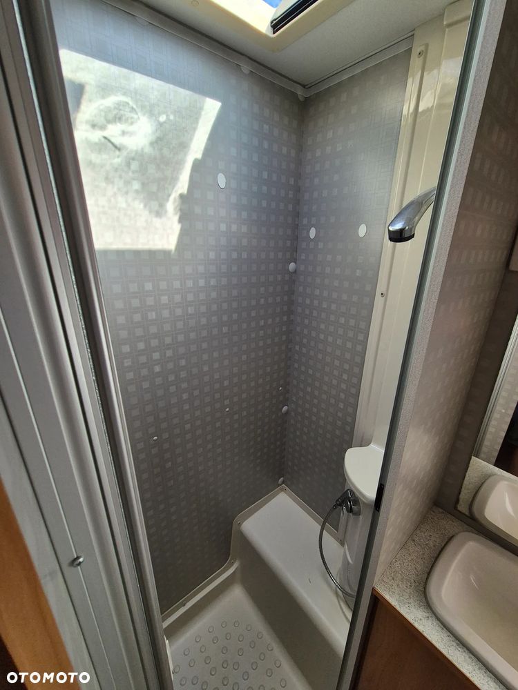 Burstner VENTANA CLASSIC 690TK - 32