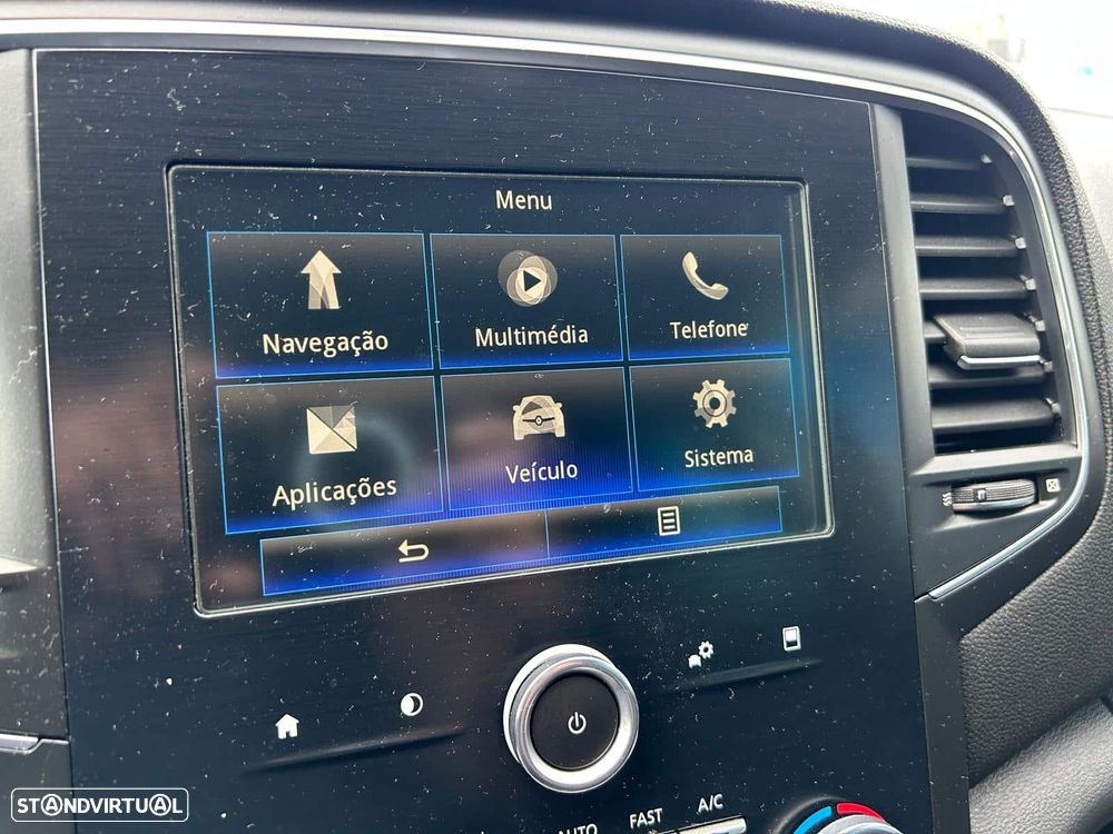 Renault Mégane Sport Tourer dCi 110 FAP EDC LIMITED - 12