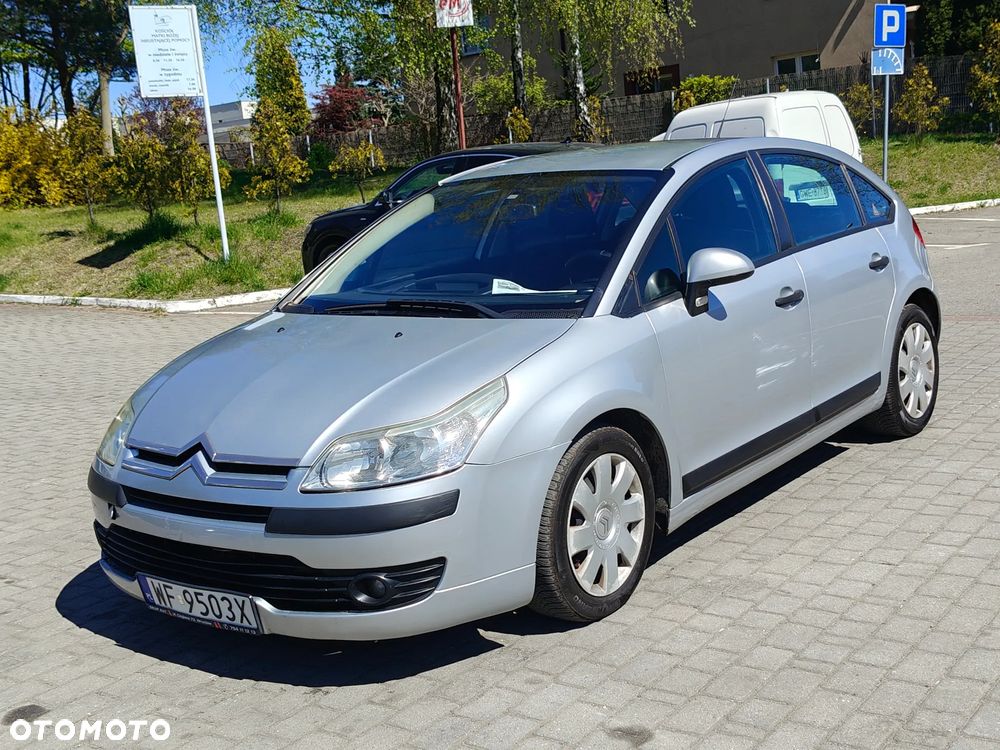 Citroën C4 1.4 16V Impress - 13