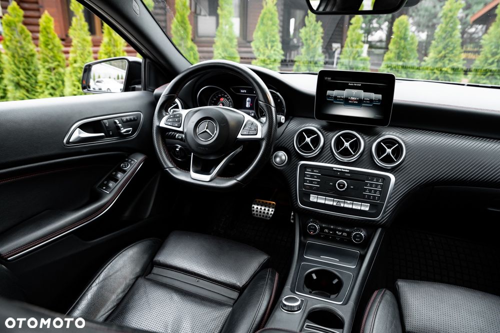 Mercedes-Benz Klasa A 200 7G-DCT AMG Line - 25