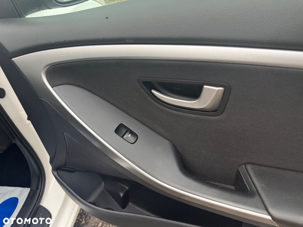 Hyundai i30 1.4 Classic - 14