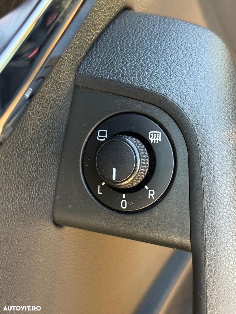 Skoda Octavia 2.0 TDI 4x4 DSG Scout - 28