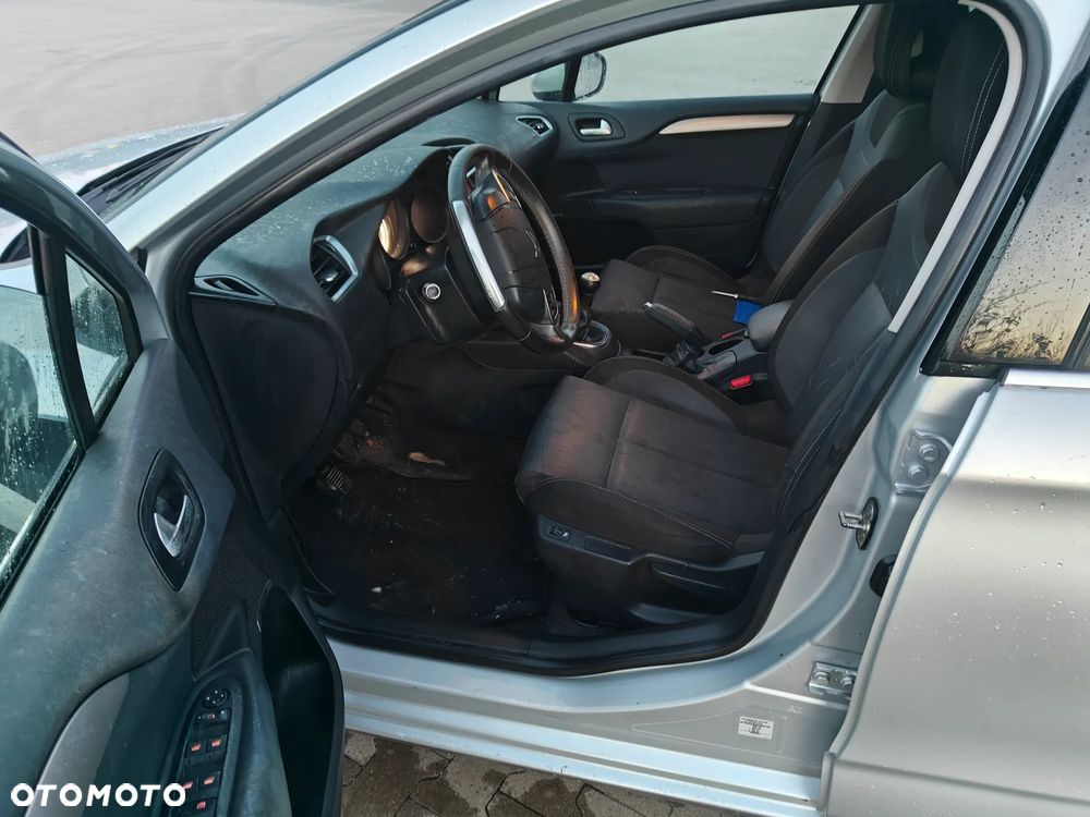 Citroën C4 VTi 120 Tendance - 12