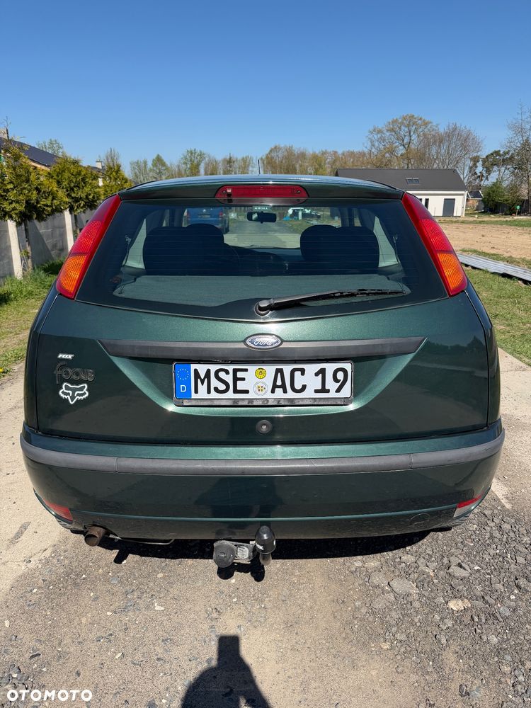 Ford Focus 1.6 16V Trend - 6