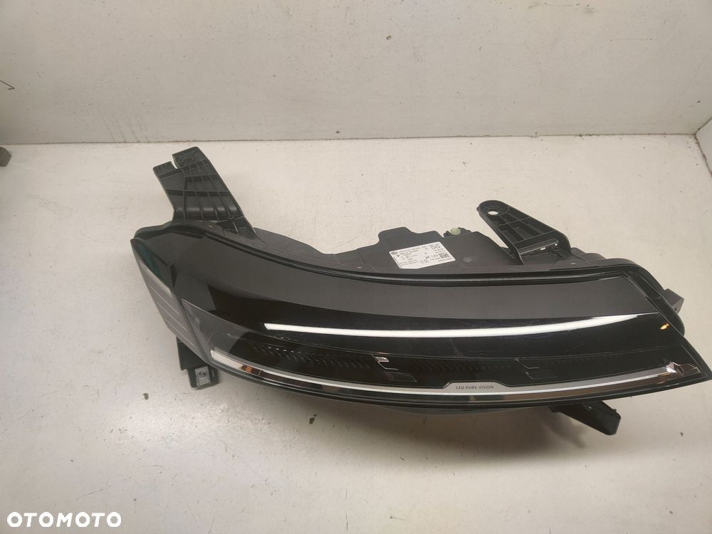 renault megane ev etech lampa prawy przód 260102443r - 2