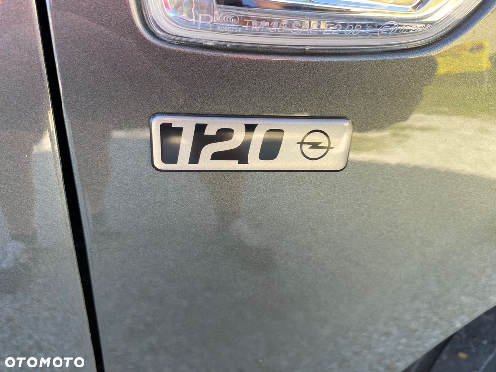 Opel Astra 1.4 Turbo 120 Jahre - 11