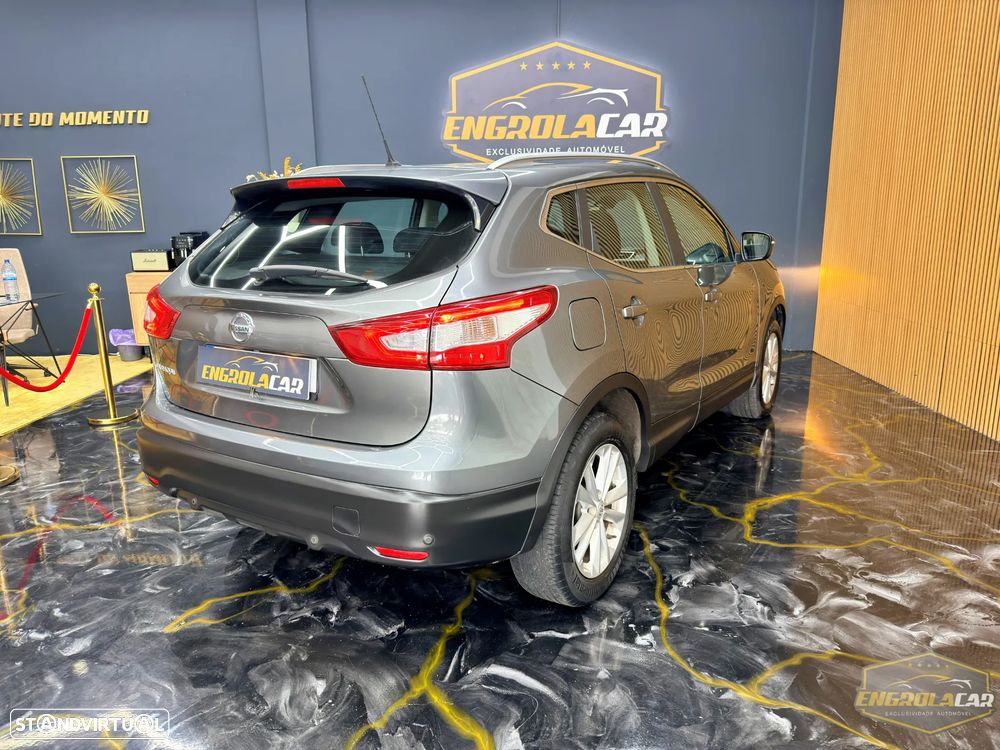 Nissan Qashqai 1.5 dCi N-Connecta RS+PS - 8