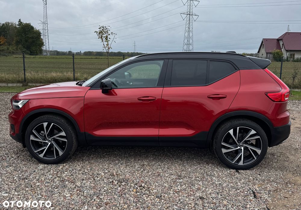 Volvo XC 40 T5 AWD R-Design (Intro Edition) - 3