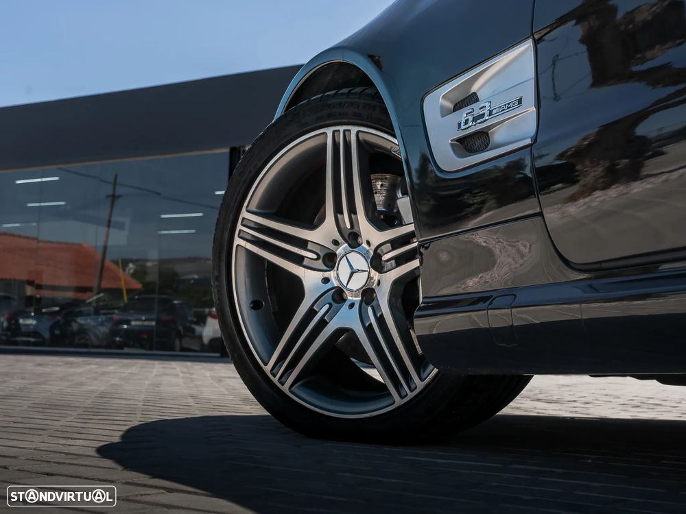 Mercedes-Benz SL 63 AMG Standard - 41