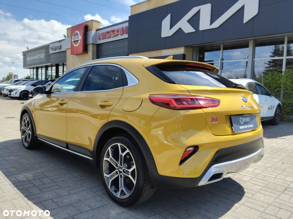 Kia XCeed 1.5 T-GDI M DCT - 3