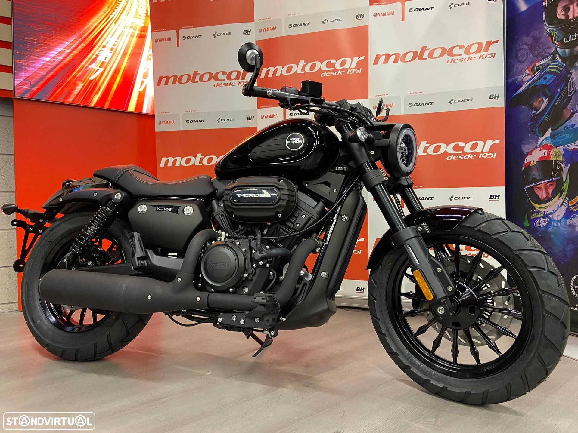 Keeway V-Cruise 125 - 12