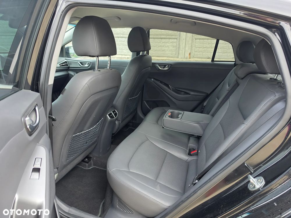 Hyundai IONIQ hybrid Platinum - 20